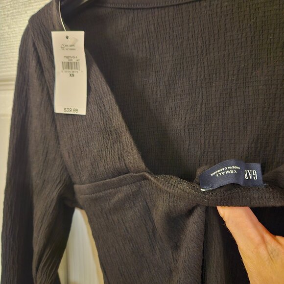GAP black long sleeve tee, square neck in back - Picture 3 of 4